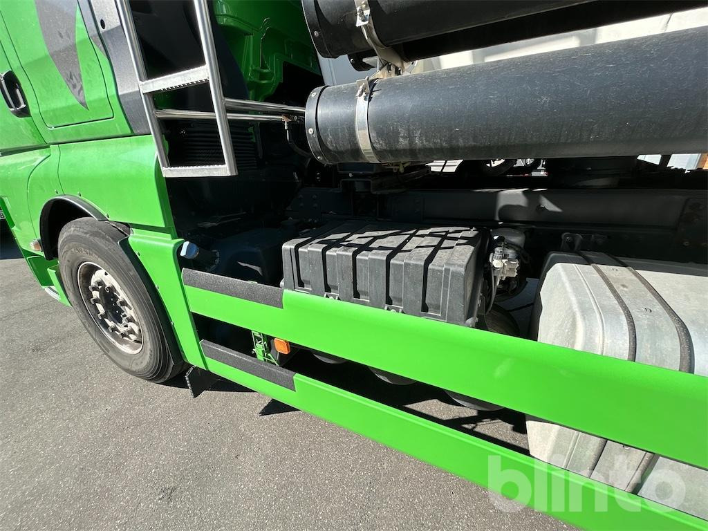 Камион цистерна MAN TGX: снимка 26
