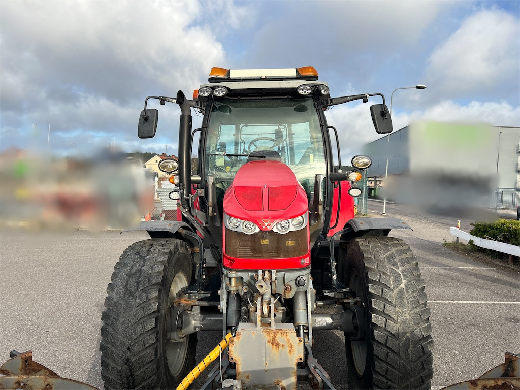 MASSEY FERGUSON 5713 SL DYNA-6 - Трактор: снимка 2 MASSEY FERGUSON 5713 SL DYNA-6 - Трактор: снимка 2