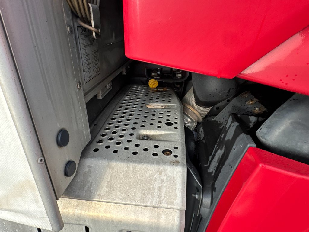 Камион с брезент MERCEDES-BENZ/GNIOTPOL: снимка 19 Камион с брезент MERCEDES-BENZ/GNIOTPOL: снимка 19