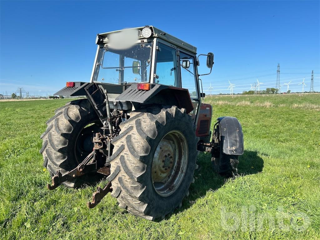 Massey Ferguson 390T (1996) - Трактор: снимка 4 Massey Ferguson 390T (1996) - Трактор: снимка 4
