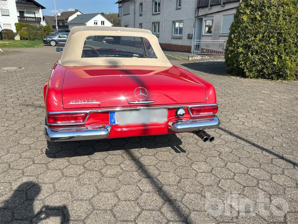Mercedes Benz 230 SL (1965) - Лек автомобил: снимка 5 Mercedes Benz 230 SL (1965) - Лек автомобил: снимка 5