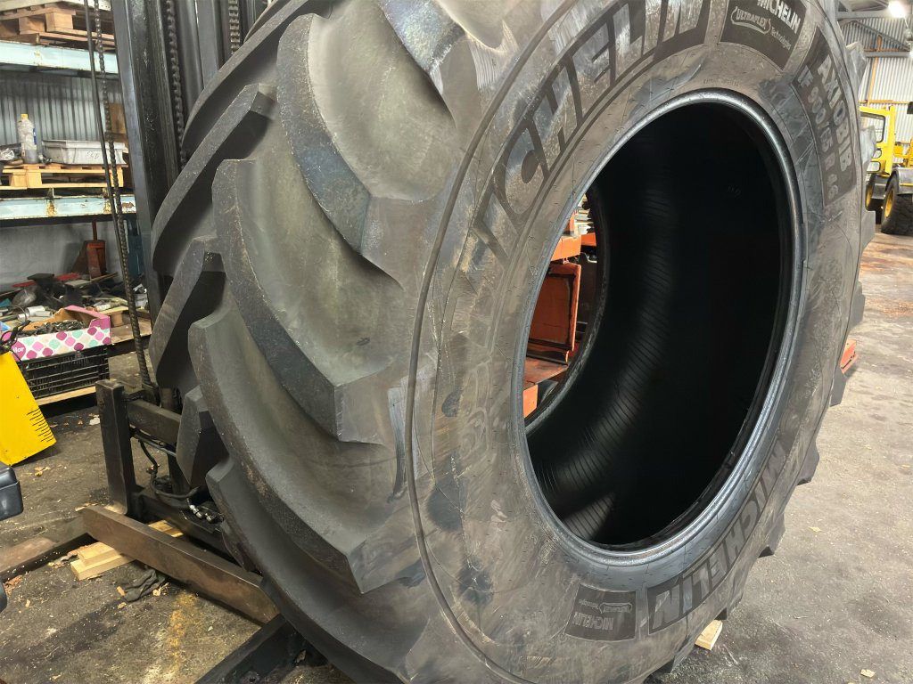 Michelin 900/65R46 - Гума за Трактор: снимка 3 Michelin 900/65R46 - Гума за Трактор: снимка 3