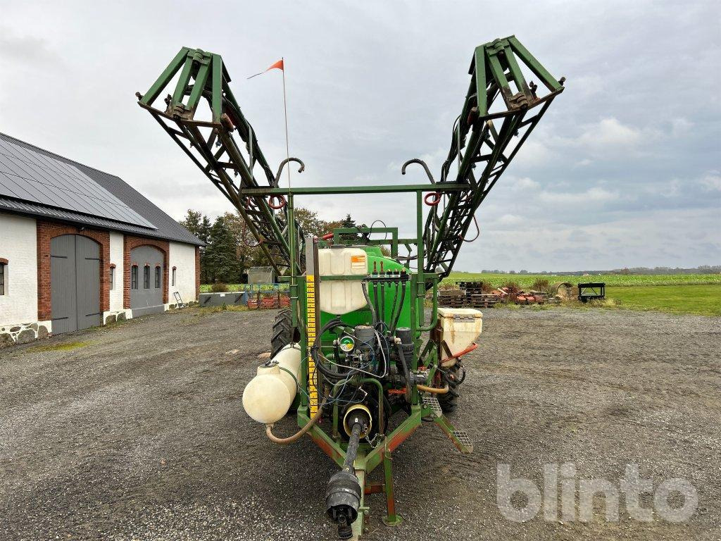 Moteska M2500 - Прикачна пръскачка: снимка 2 Moteska M2500 - Прикачна пръскачка: снимка 2