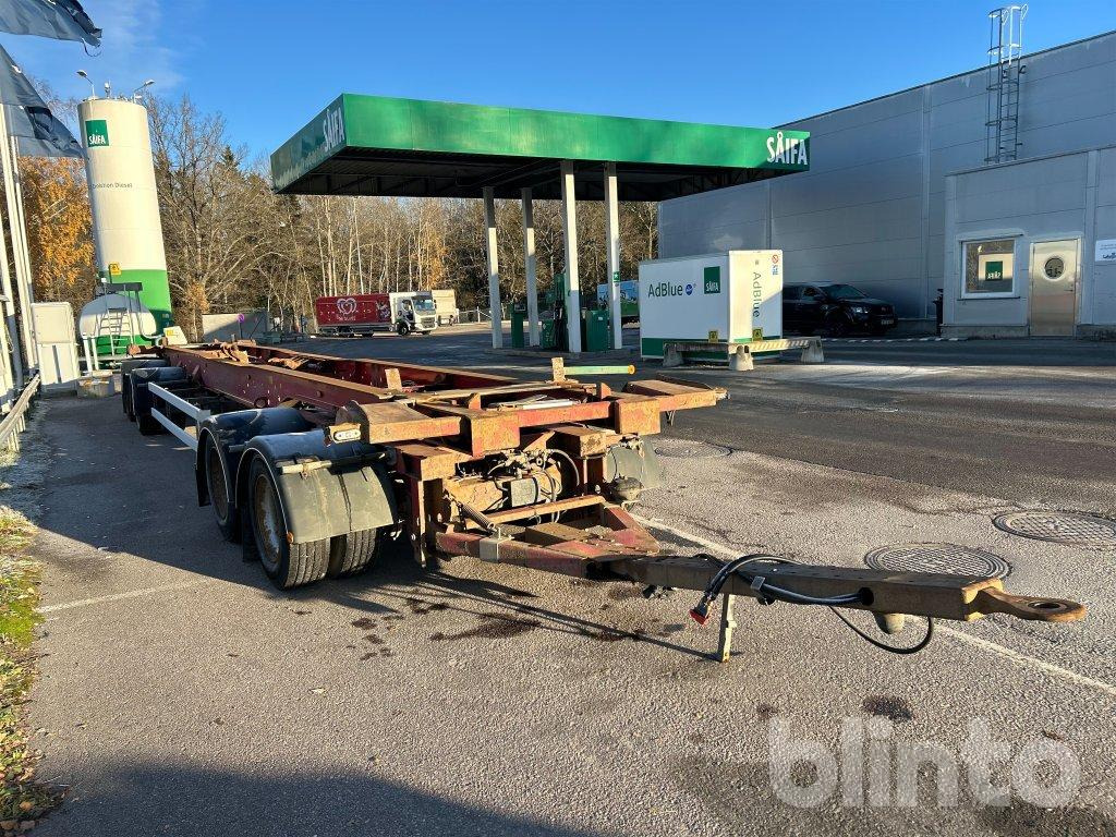 NÄRKO D4YF51H11 / 4 axlad - Контейнеровоз/ Сменна каросерия ремарке: снимка 3 NÄRKO D4YF51H11 / 4 axlad - Контейнеровоз/ Сменна каросерия ремарке: снимка 3