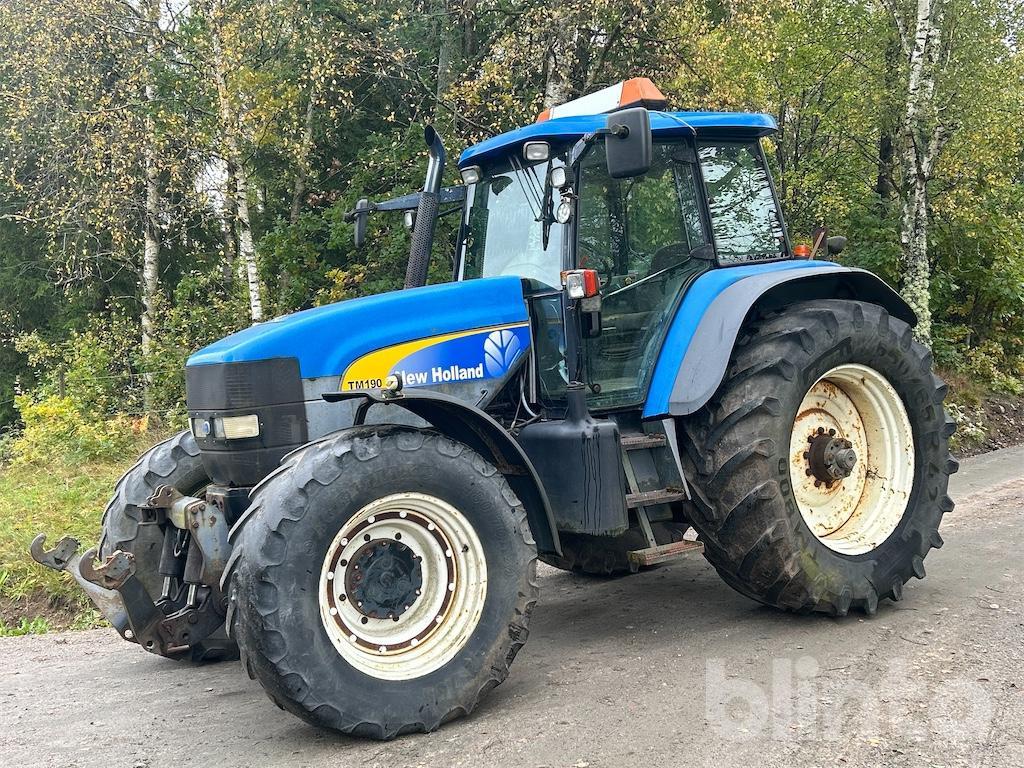 NEW HOLLAND TM190 4WD - Трактор: снимка 1 NEW HOLLAND TM190 4WD - Трактор: снимка 1
