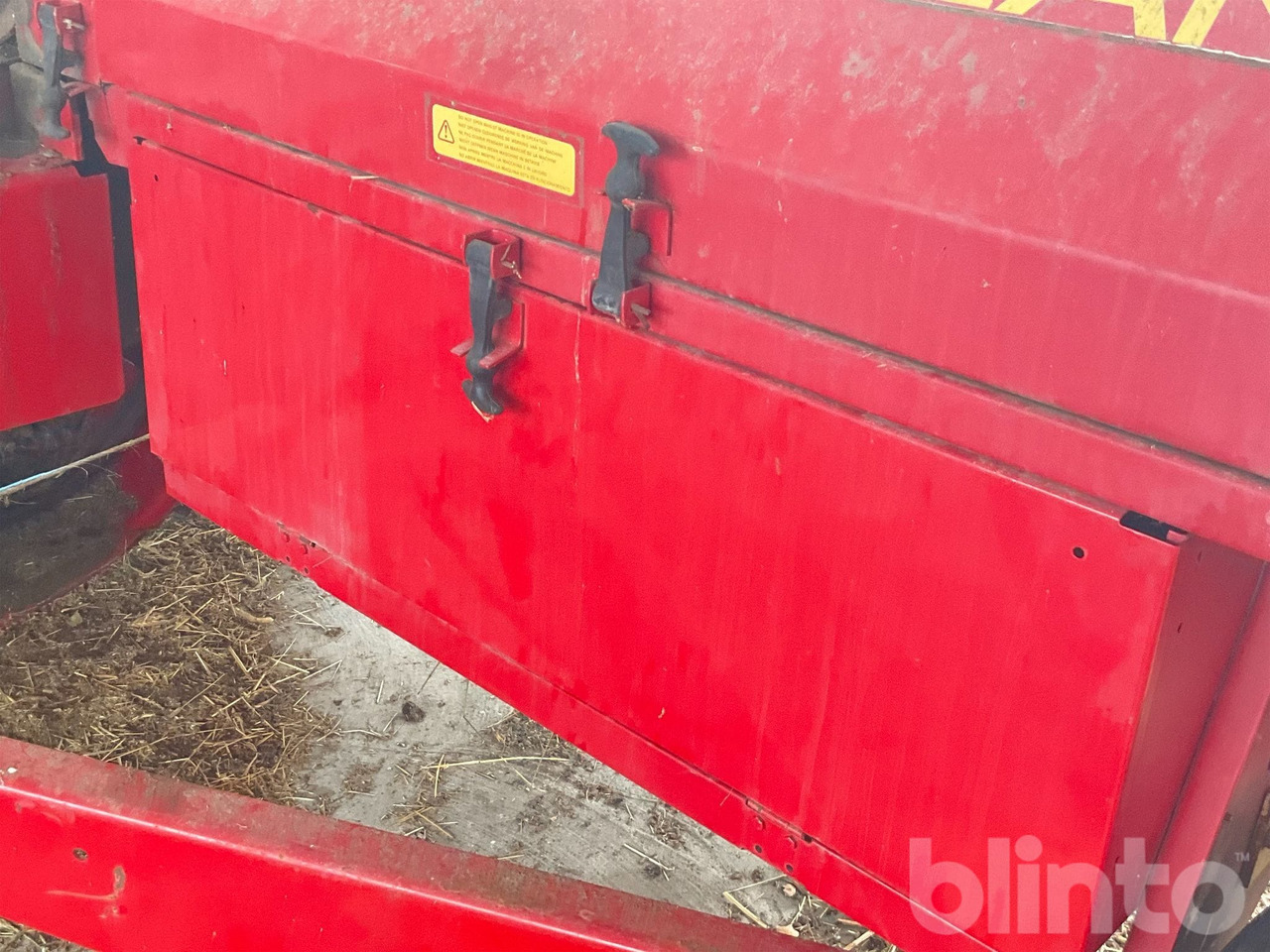 Сламопреса за квадратни бали New Holland 377: снимка 30 Сламопреса за квадратни бали New Holland 377: снимка 30