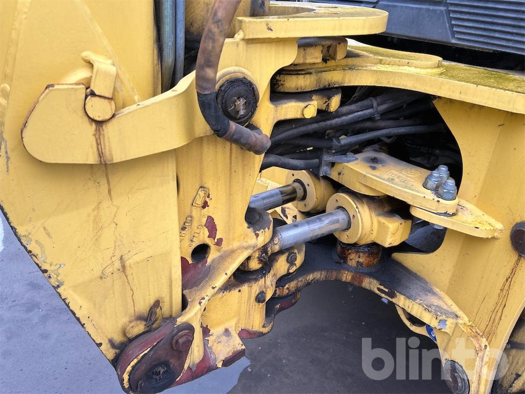 Багер-товарач New Holland LB115 4WD: снимка 38