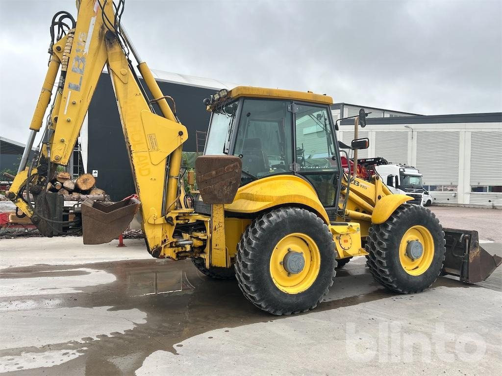 Багер-товарач New Holland LB115 4WD: снимка 7