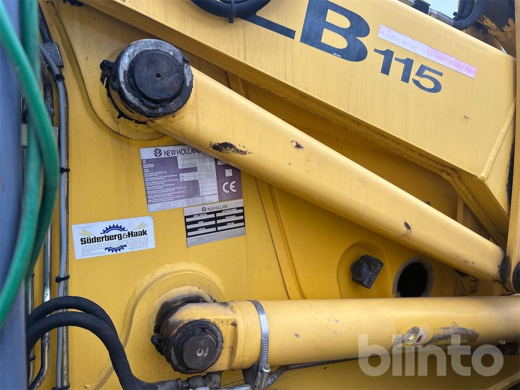 Багер-товарач New Holland LB115 4WD: снимка 33