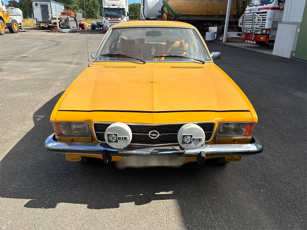 OPEL REKORD 018285 - Лек автомобил: снимка 2 OPEL REKORD 018285 - Лек автомобил: снимка 2