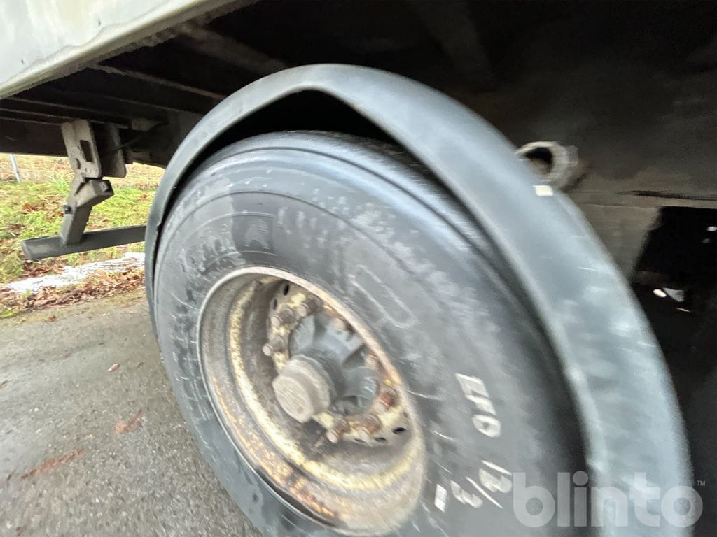 Затворена каросерия полуремарке PARATOR SCV 14-24: снимка 25 Затворена каросерия полуремарке PARATOR SCV 14-24: снимка 25