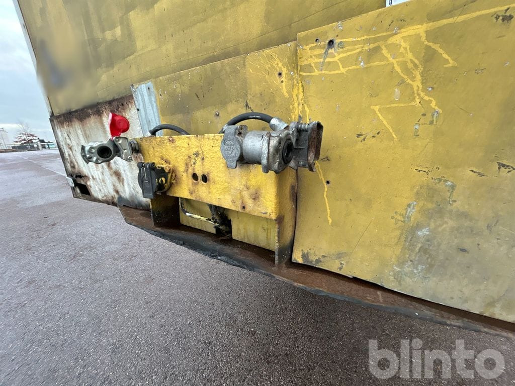 Затворена каросерия полуремарке PARATOR SCV 14-24: снимка 10 Затворена каросерия полуремарке PARATOR SCV 14-24: снимка 10