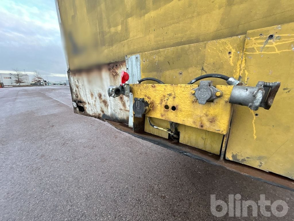 Затворена каросерия полуремарке PARATOR SCV 14-24: снимка 9 Затворена каросерия полуремарке PARATOR SCV 14-24: снимка 9