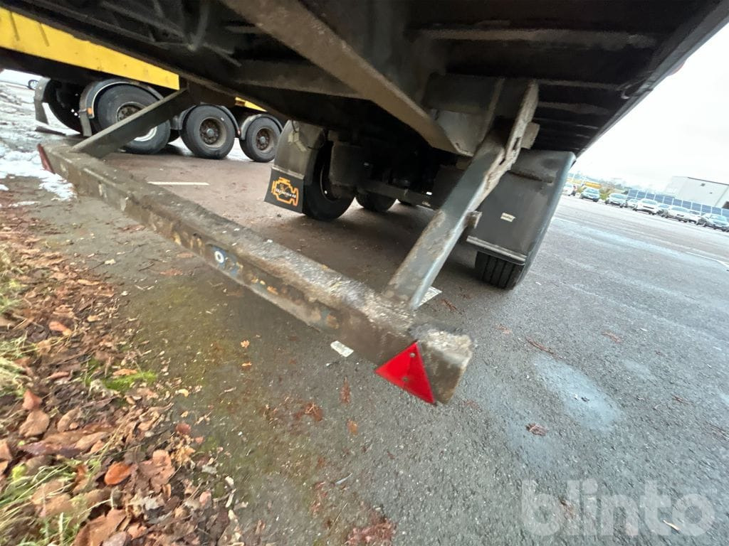 Затворена каросерия полуремарке PARATOR SCV 14-24: снимка 28 Затворена каросерия полуремарке PARATOR SCV 14-24: снимка 28