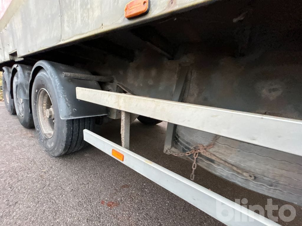 Затворена каросерия полуремарке PARATOR SCV 14-24: снимка 20 Затворена каросерия полуремарке PARATOR SCV 14-24: снимка 20