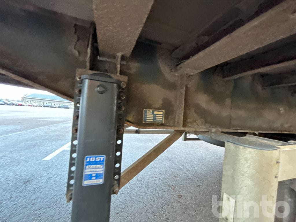 Затворена каросерия полуремарке PARATOR SCV 14-24: снимка 43 Затворена каросерия полуремарке PARATOR SCV 14-24: снимка 43