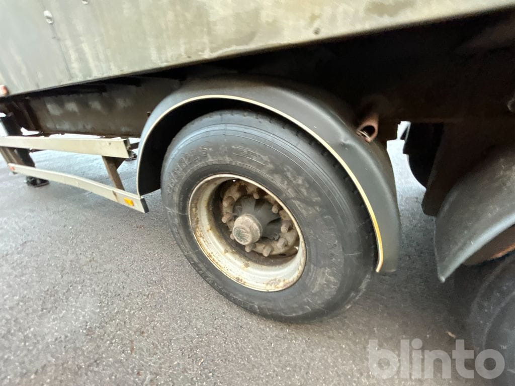 Затворена каросерия полуремарке PARATOR SCV 14-24: снимка 36 Затворена каросерия полуремарке PARATOR SCV 14-24: снимка 36