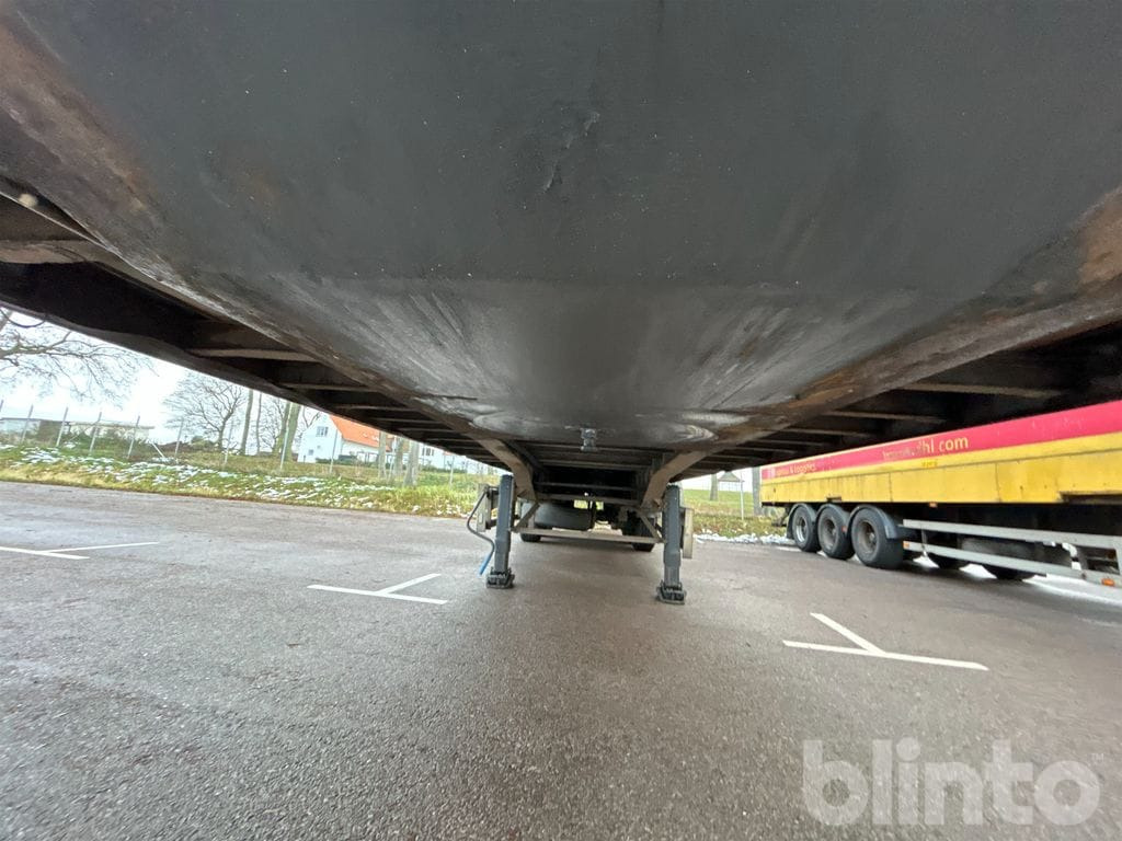 Затворена каросерия полуремарке PARATOR SCV 14-24: снимка 11 Затворена каросерия полуремарке PARATOR SCV 14-24: снимка 11