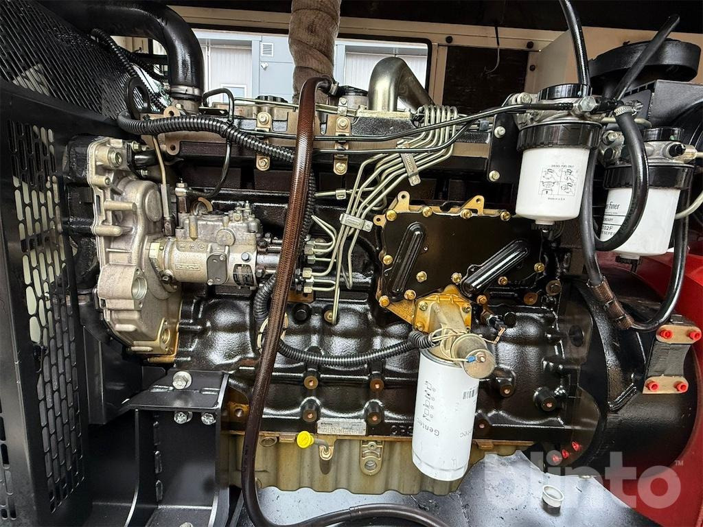 Електрогенератор Perkins 150 kVA / Reparationsobjekt: снимка 19
