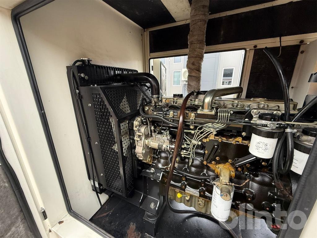 Електрогенератор Perkins 150 kVA / Reparationsobjekt: снимка 24
