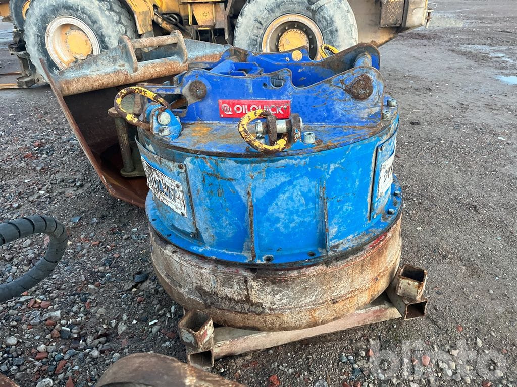 Dynaset Oilquick S70 - Прикачен инвентар за Строителна техника: снимка 3 Dynaset Oilquick S70 - Прикачен инвентар за Строителна техника: снимка 3