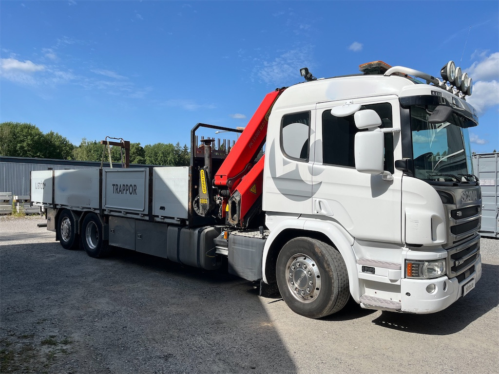 SCANIA P360LB6X2*4HNB - Бордови камион, Камион с кран: снимка 4 SCANIA P360LB6X2*4HNB - Бордови камион, Камион с кран: снимка 4