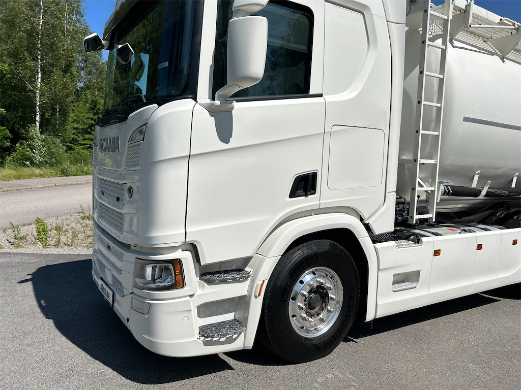 Камион цистерна SCANIA R500: снимка 9