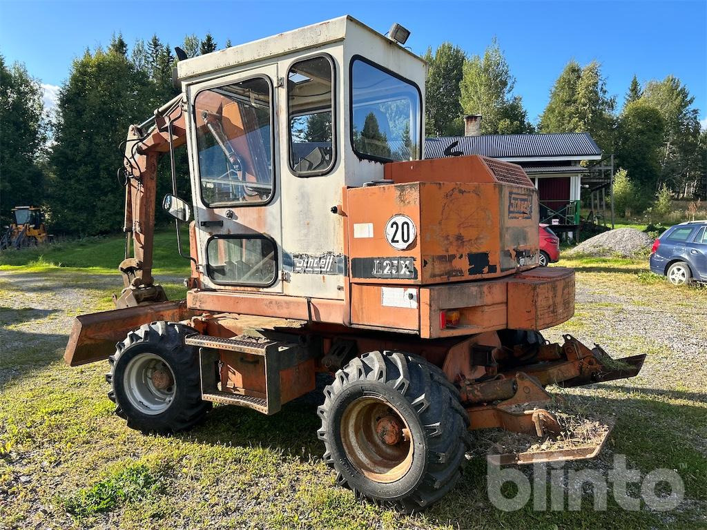 SCHEFF HML 25X - Колесен багер: снимка 3 SCHEFF HML 25X - Колесен багер: снимка 3
