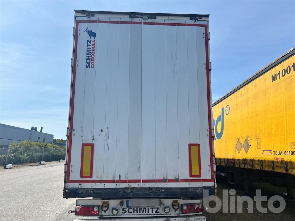 SCHMITZ CARGOBULL - Затворена каросерия полуремарке: снимка 4 SCHMITZ CARGOBULL - Затворена каросерия полуремарке: снимка 4