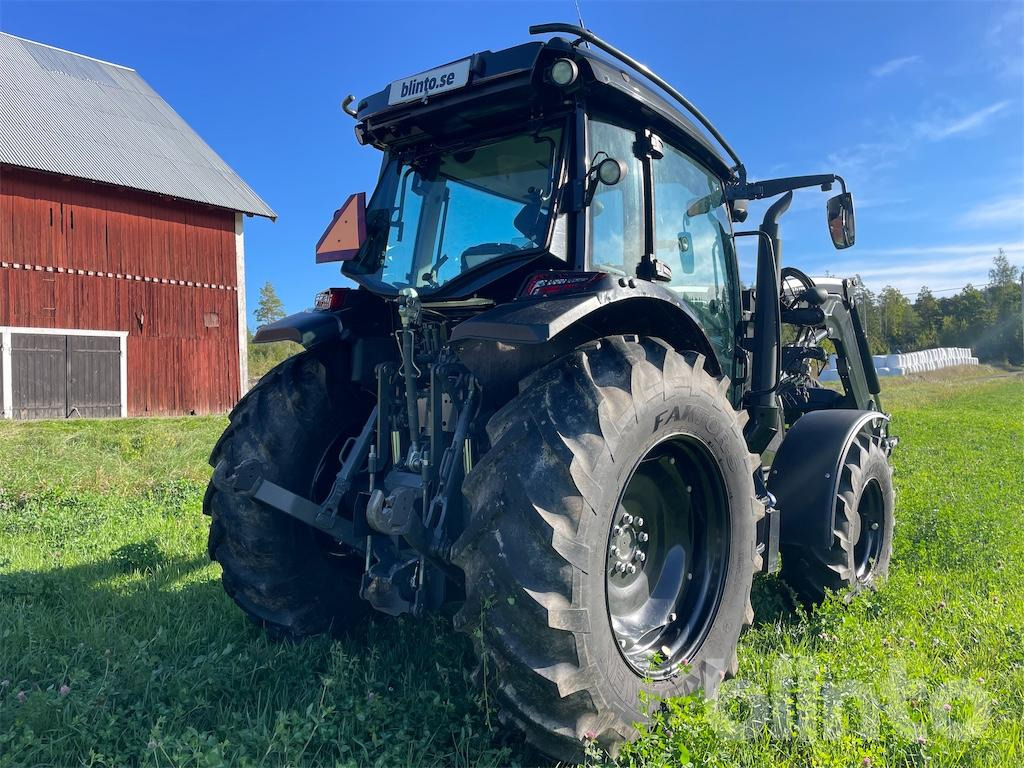 Skogsutrustad VALTRA A114 - Горски трактор: снимка 3 Skogsutrustad VALTRA A114 - Горски трактор: снимка 3