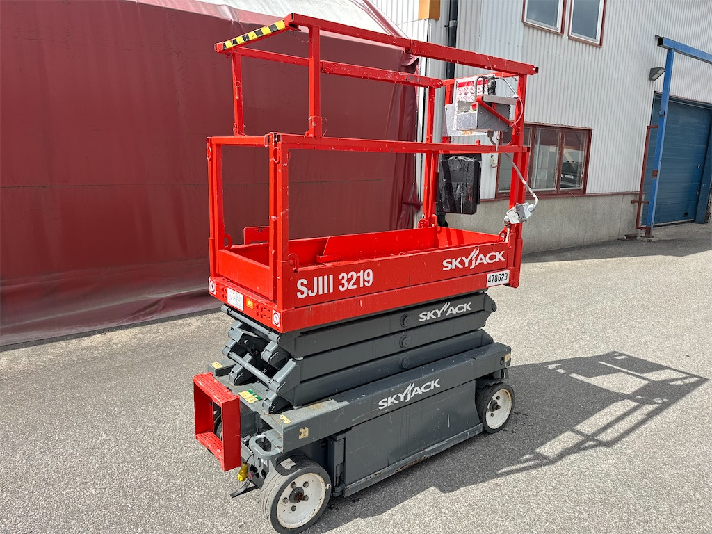 Skyjack SJlll 3219 - Ножична работна платформа: снимка 3 Skyjack SJlll 3219 - Ножична работна платформа: снимка 3