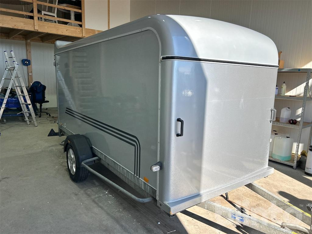 THULE CE100035L - Затворена каросерия ремарке: снимка 2 THULE CE100035L - Затворена каросерия ремарке: снимка 2