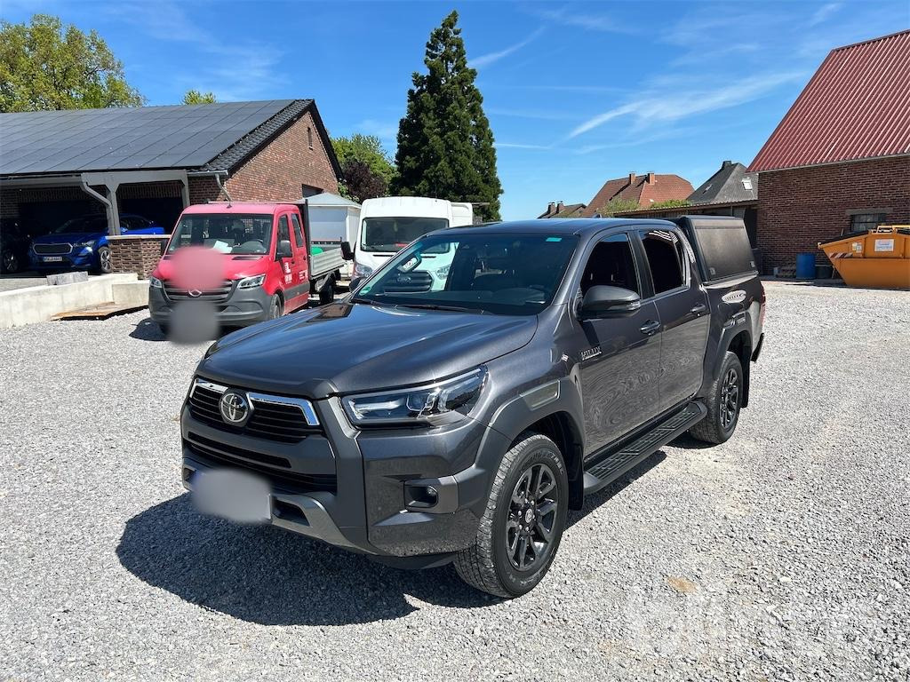 Toyota Hilux - 2.8l - 204 PS - Double Cab Invincible - LKW Zulassung - nur 23604 Kilometer - Пикап: снимка 1 Toyota Hilux - 2.8l - 204 PS - Double Cab Invincible - LKW Zulassung - nur 23604 Kilometer - Пикап: снимка 1