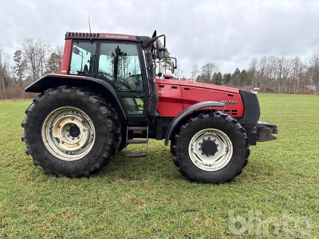 VALTRA 8350-4 HITECH - Трактор: снимка 4 VALTRA 8350-4 HITECH - Трактор: снимка 4