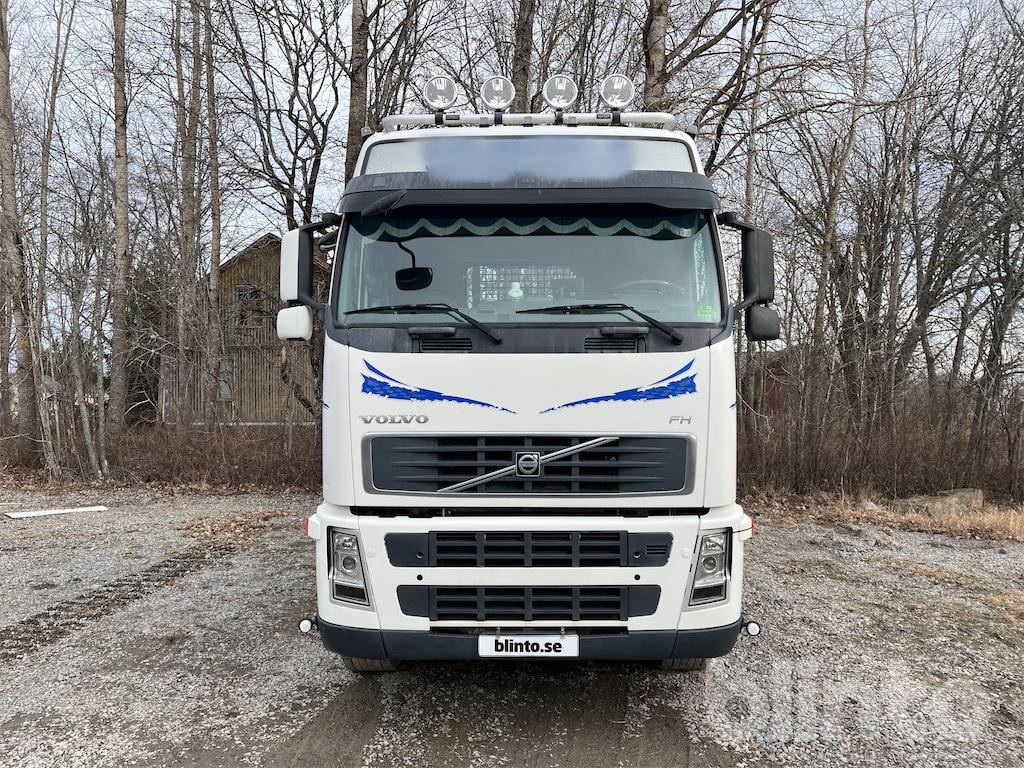 VOLVO FH- 440 6*2 - Мултилифт с кука камион: снимка 2 VOLVO FH- 440 6*2 - Мултилифт с кука камион: снимка 2