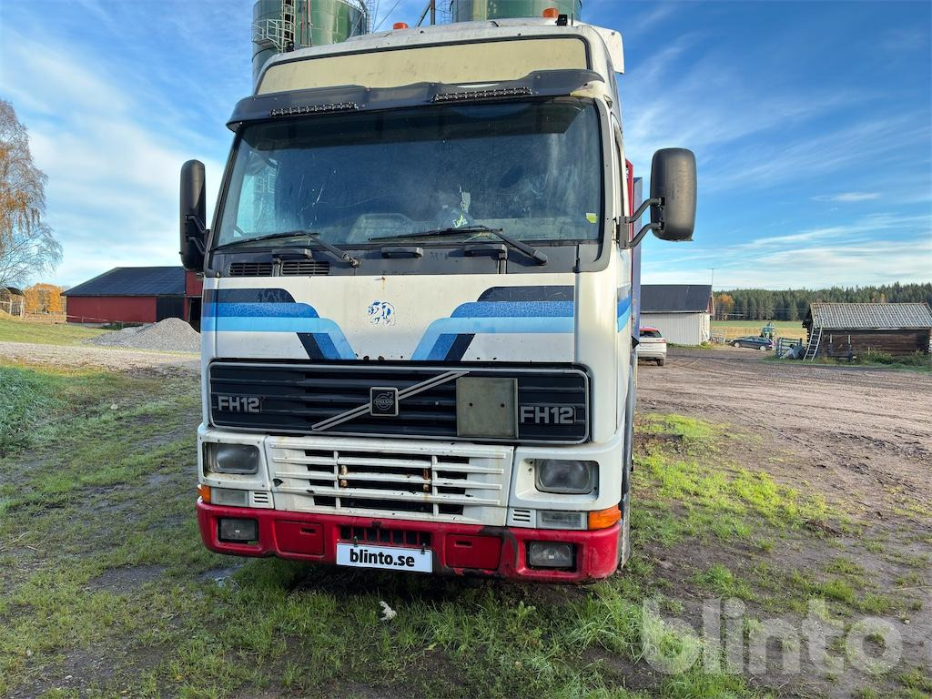 VOLVO FH12 6X2 - Самосвал камион: снимка 2 VOLVO FH12 6X2 - Самосвал камион: снимка 2