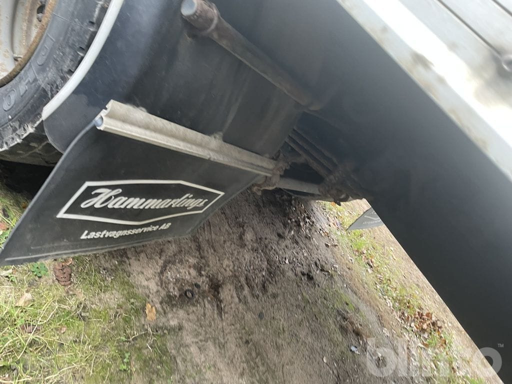 Бордови камион VOLVO FL612 4X2 med ramper: снимка 43 Бордови камион VOLVO FL612 4X2 med ramper: снимка 43