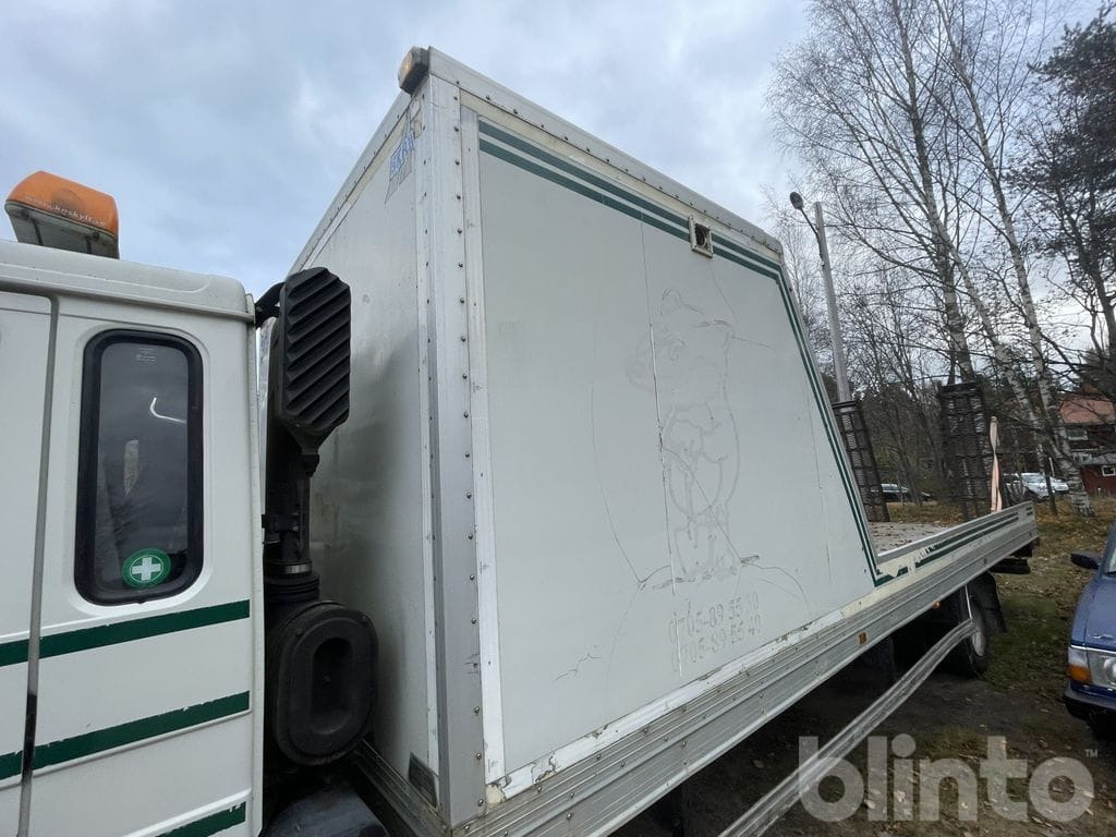 Бордови камион VOLVO FL612 4X2 med ramper: снимка 8 Бордови камион VOLVO FL612 4X2 med ramper: снимка 8