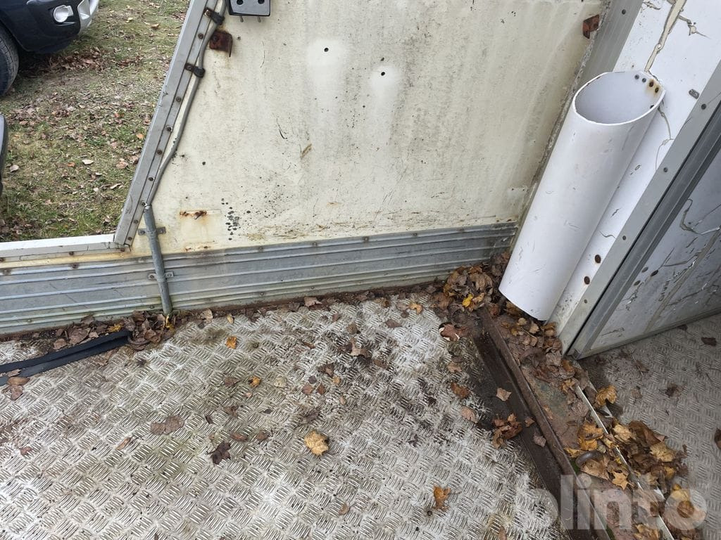 Бордови камион VOLVO FL612 4X2 med ramper: снимка 37 Бордови камион VOLVO FL612 4X2 med ramper: снимка 37