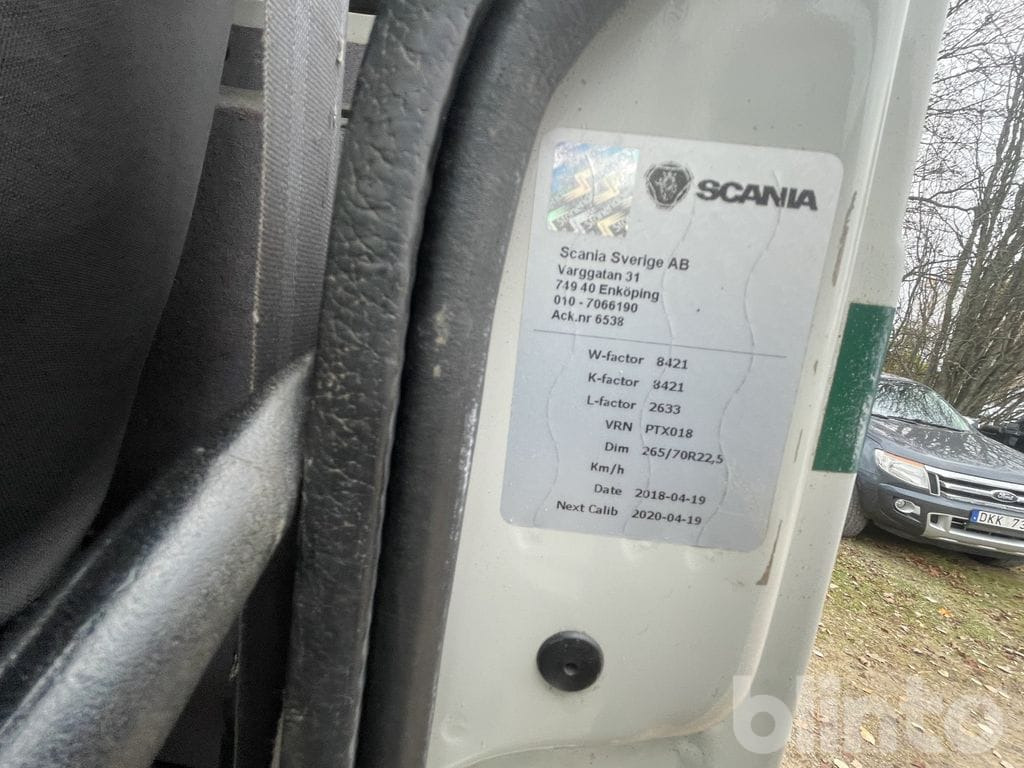 Бордови камион VOLVO FL612 4X2 med ramper: снимка 26 Бордови камион VOLVO FL612 4X2 med ramper: снимка 26