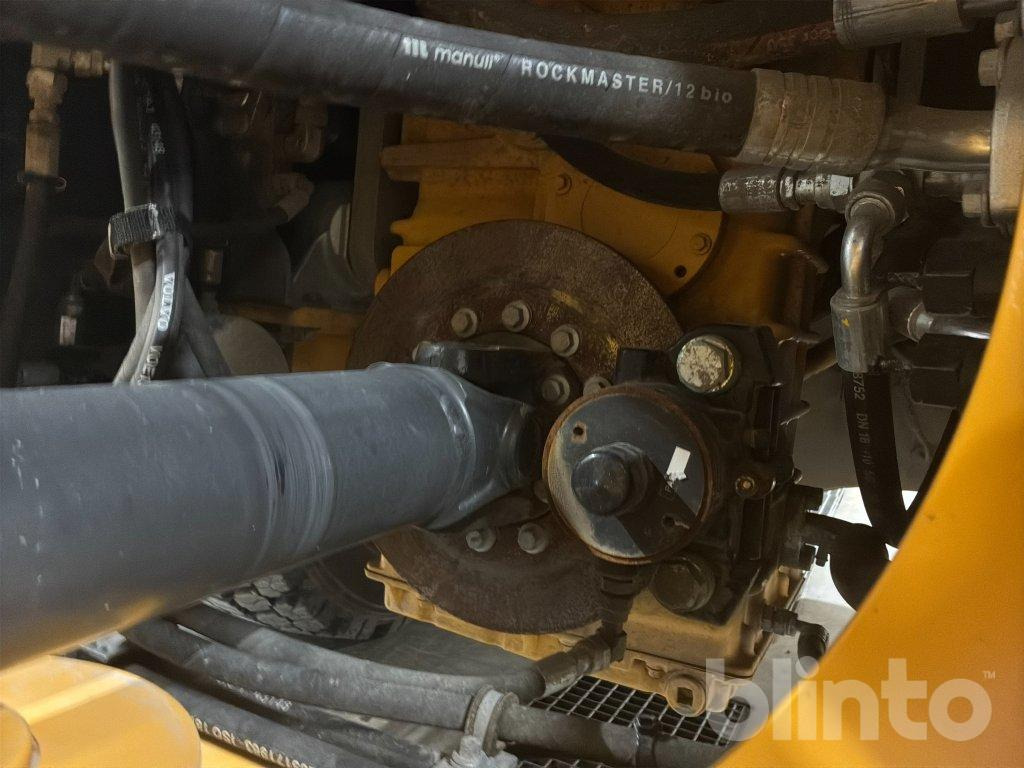 Колесен товарач VOLVO L70H2: снимка 41 Колесен товарач VOLVO L70H2: снимка 41