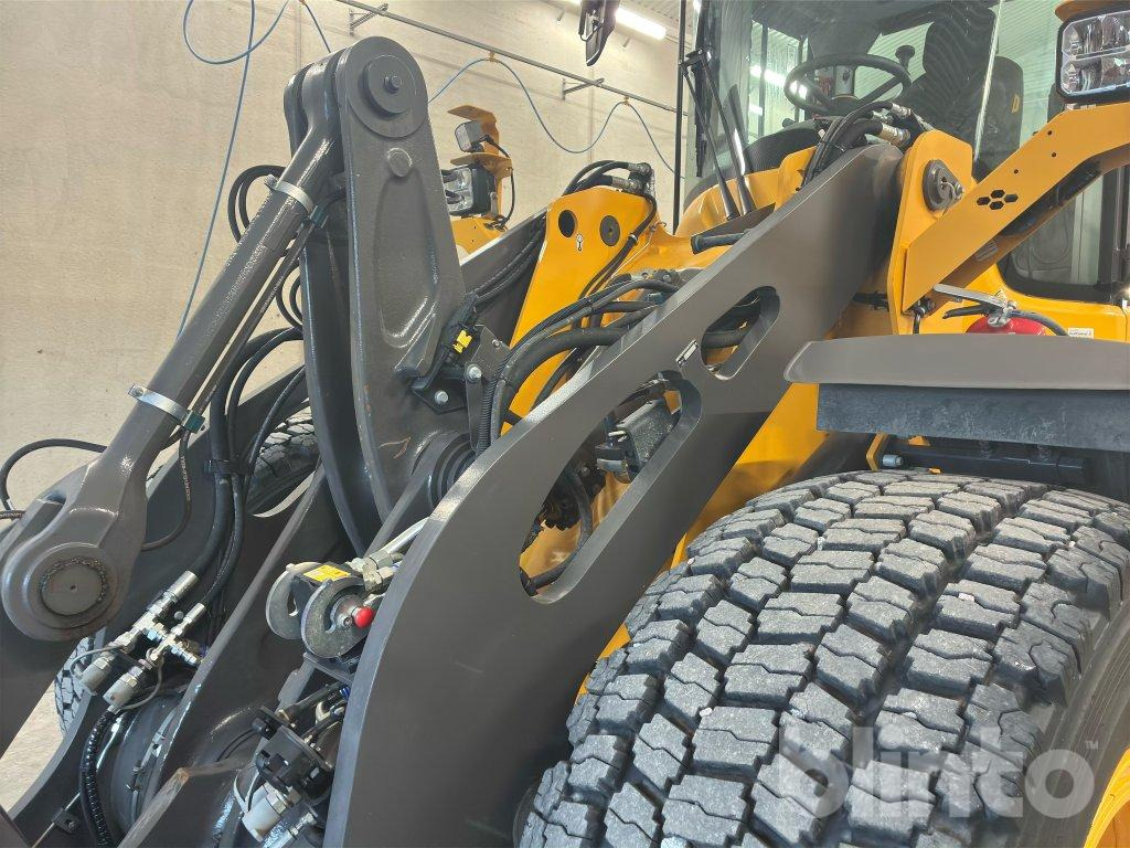 Колесен товарач VOLVO L70H2: снимка 14 Колесен товарач VOLVO L70H2: снимка 14