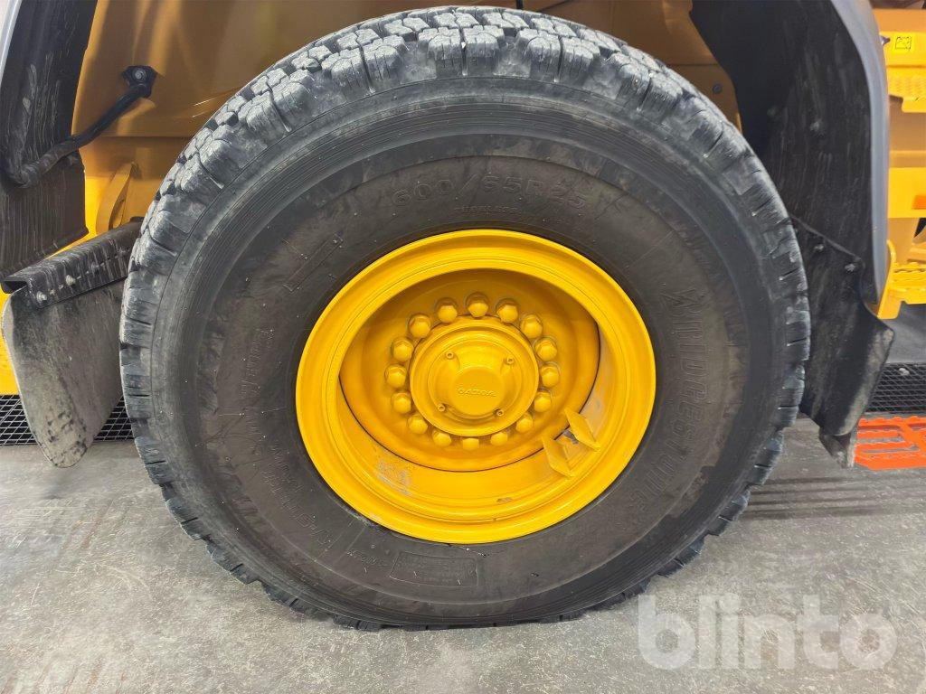 Колесен товарач VOLVO L70H2: снимка 25 Колесен товарач VOLVO L70H2: снимка 25