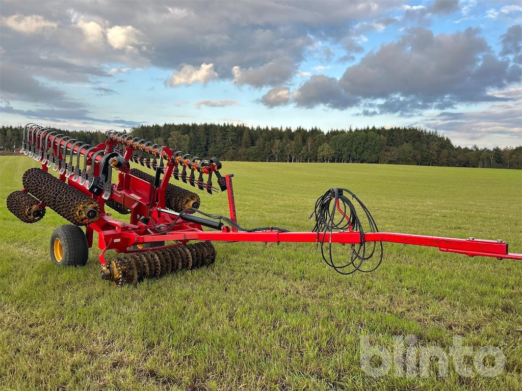 Väderstad rexius 820 - Машина за обработка на почвата: снимка 3 Väderstad rexius 820 - Машина за обработка на почвата: снимка 3
