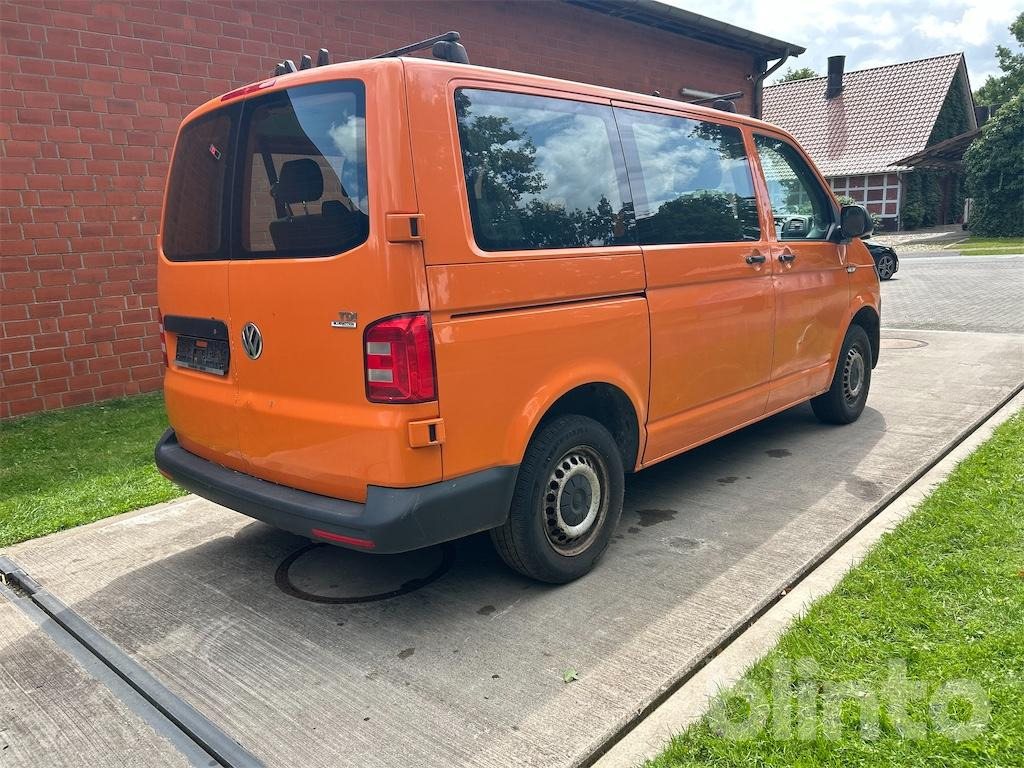Volkswagen Bus T6 9 Sitzer (2015) - Микробус, Пътнически бус: снимка 3 Volkswagen Bus T6 9 Sitzer (2015) - Микробус, Пътнически бус: снимка 3
