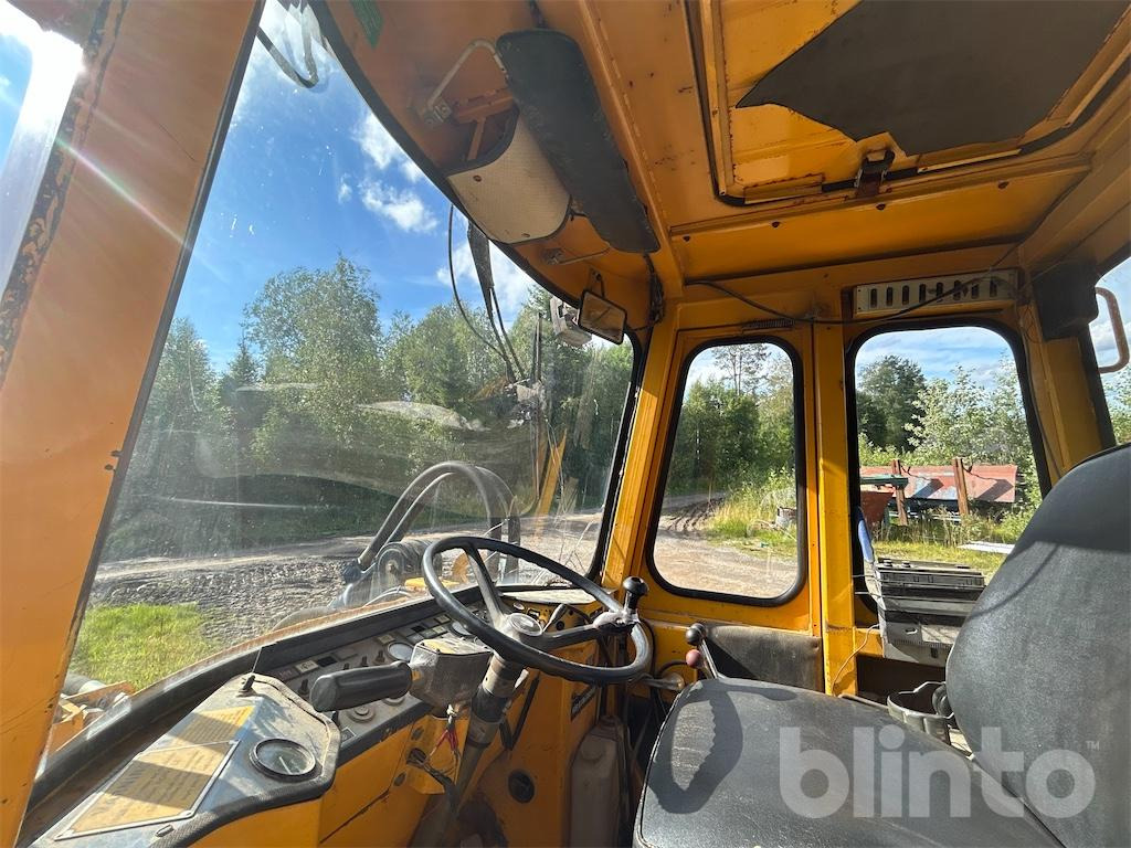 Колесен товарач Volvo BM 4500: снимка 37