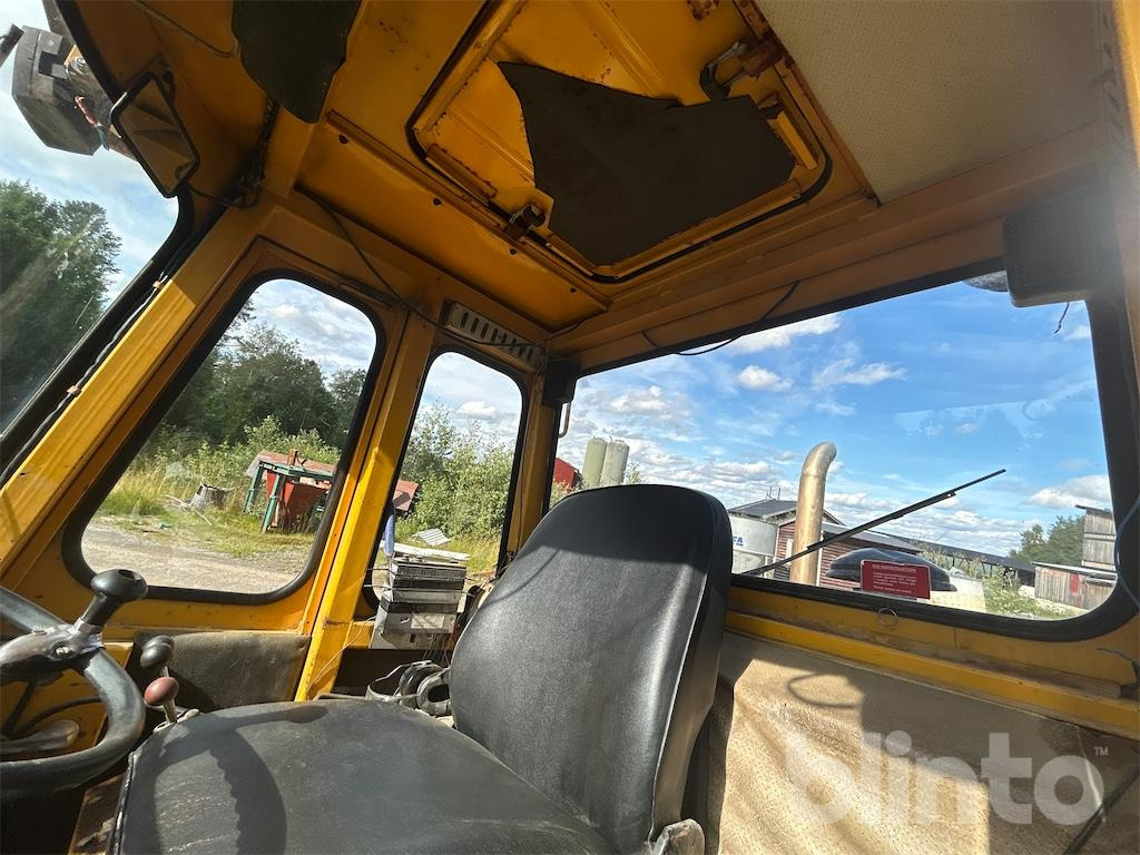 Колесен товарач Volvo BM 4500: снимка 36