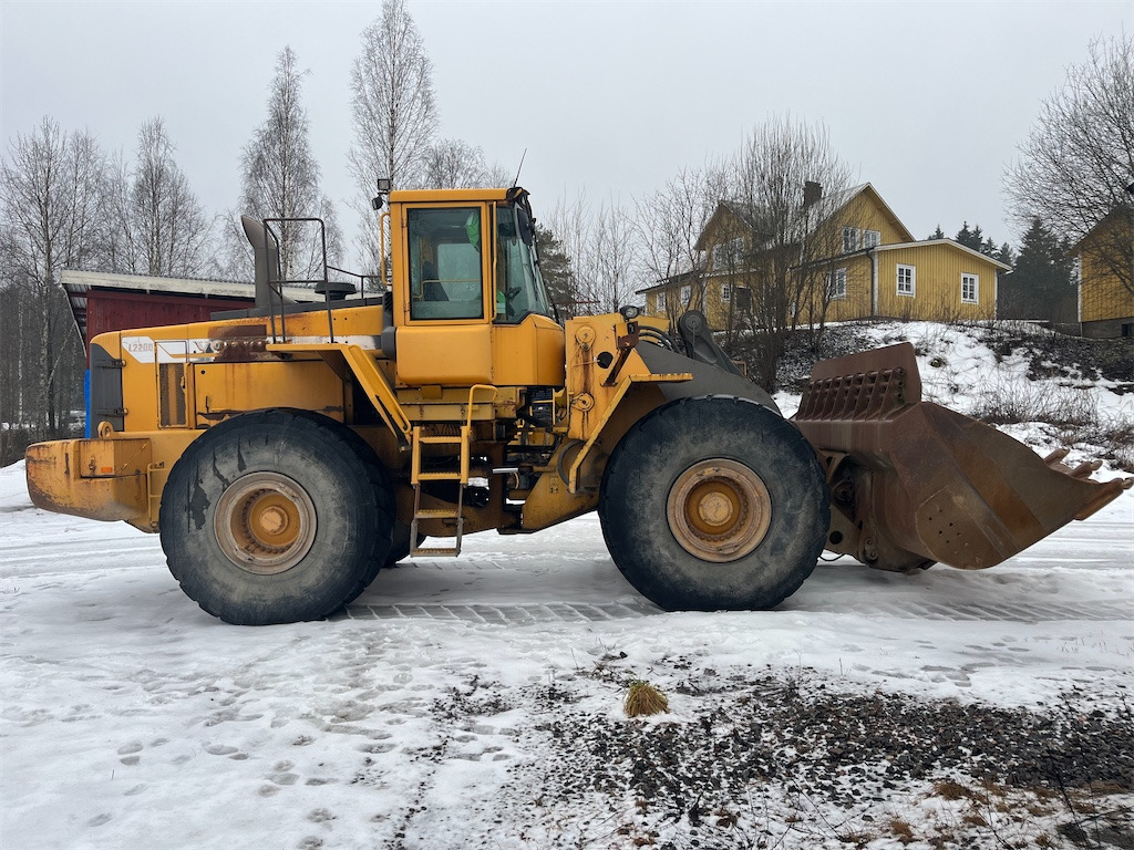Volvo BM L220D - Колесен товарач: снимка 4 Volvo BM L220D - Колесен товарач: снимка 4