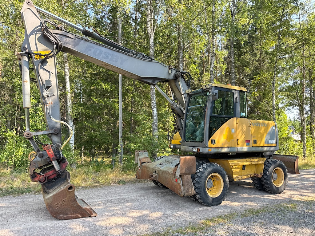 Volvo EW160A - Колесен багер: снимка 2 Volvo EW160A - Колесен багер: снимка 2