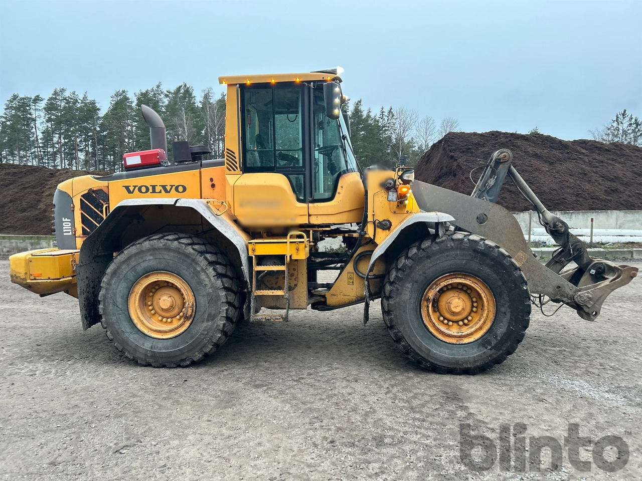 Volvo L110F - Колесен товарач: снимка 4 Volvo L110F - Колесен товарач: снимка 4